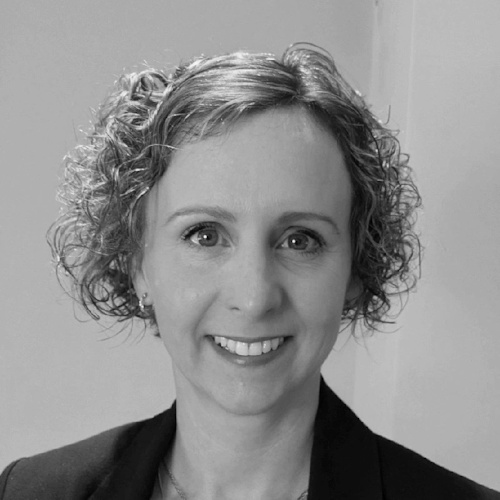 Headshot of Claire Archibald